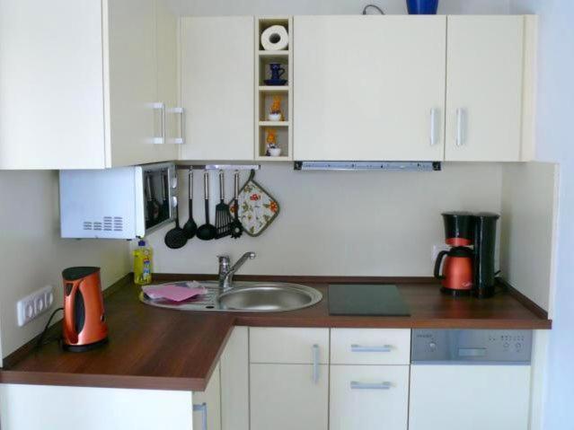 Studio 5 Im Eg Haus Stranddistel, Wunderschones Studio Fur 2 Personen In Zingst Exterior photo
