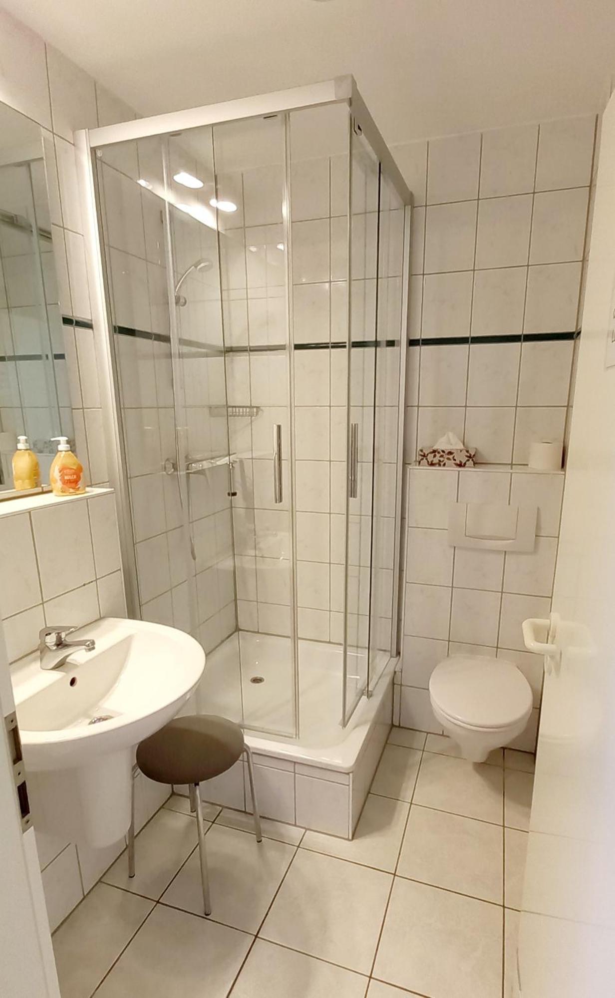 Studio 5 Im Eg Haus Stranddistel, Wunderschones Studio Fur 2 Personen In Zingst Exterior photo